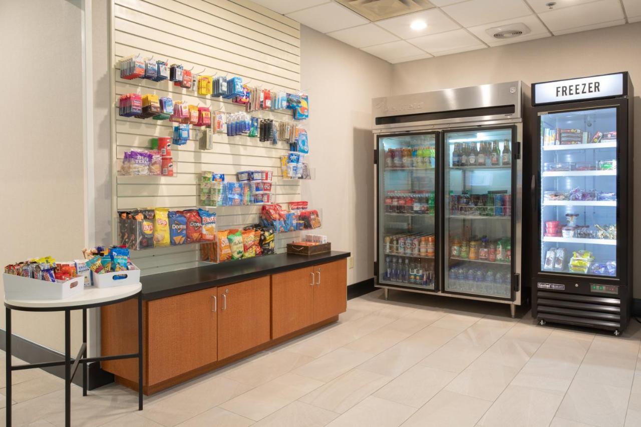 Holiday Inn & Suites Goodyear - West Phoenix Area By Ihg Exteriör bild