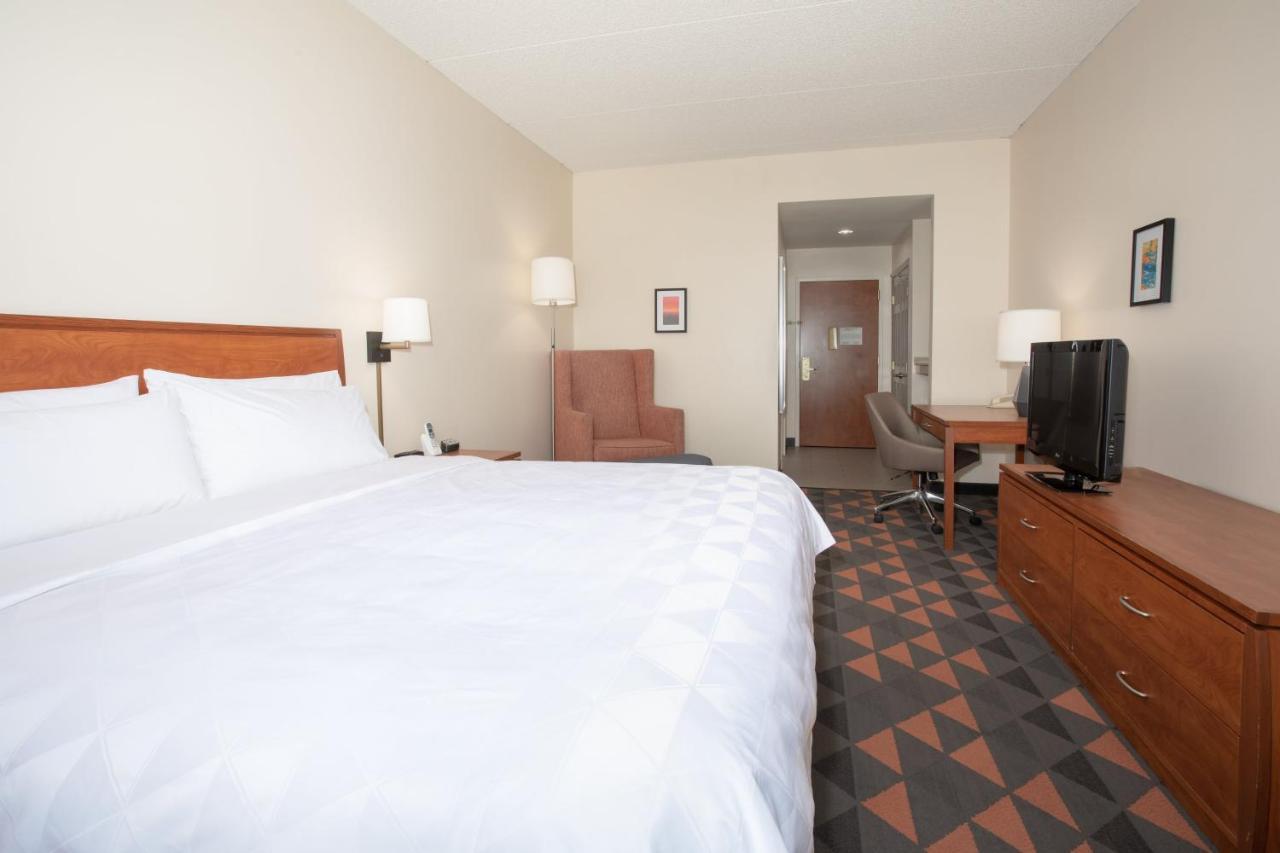 Holiday Inn & Suites Goodyear - West Phoenix Area By Ihg Exteriör bild