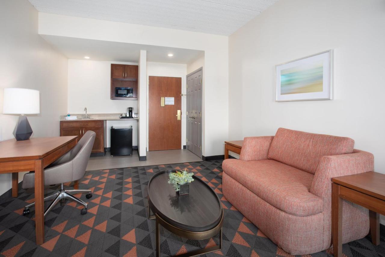 Holiday Inn & Suites Goodyear - West Phoenix Area By Ihg Exteriör bild