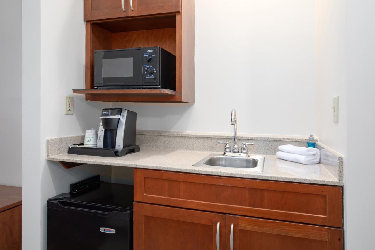 Holiday Inn & Suites Goodyear - West Phoenix Area By Ihg Exteriör bild