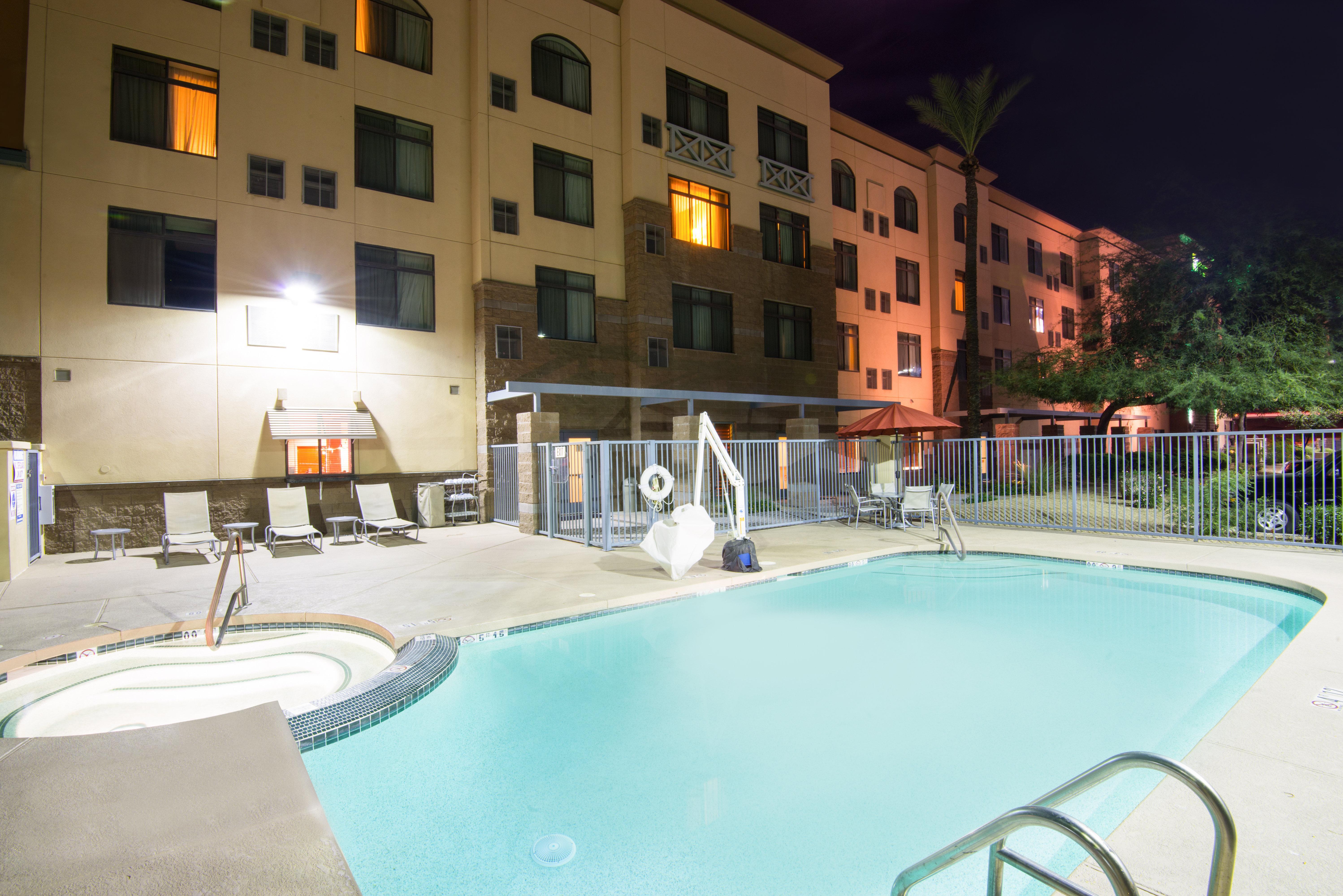 Holiday Inn & Suites Goodyear - West Phoenix Area By Ihg Exteriör bild