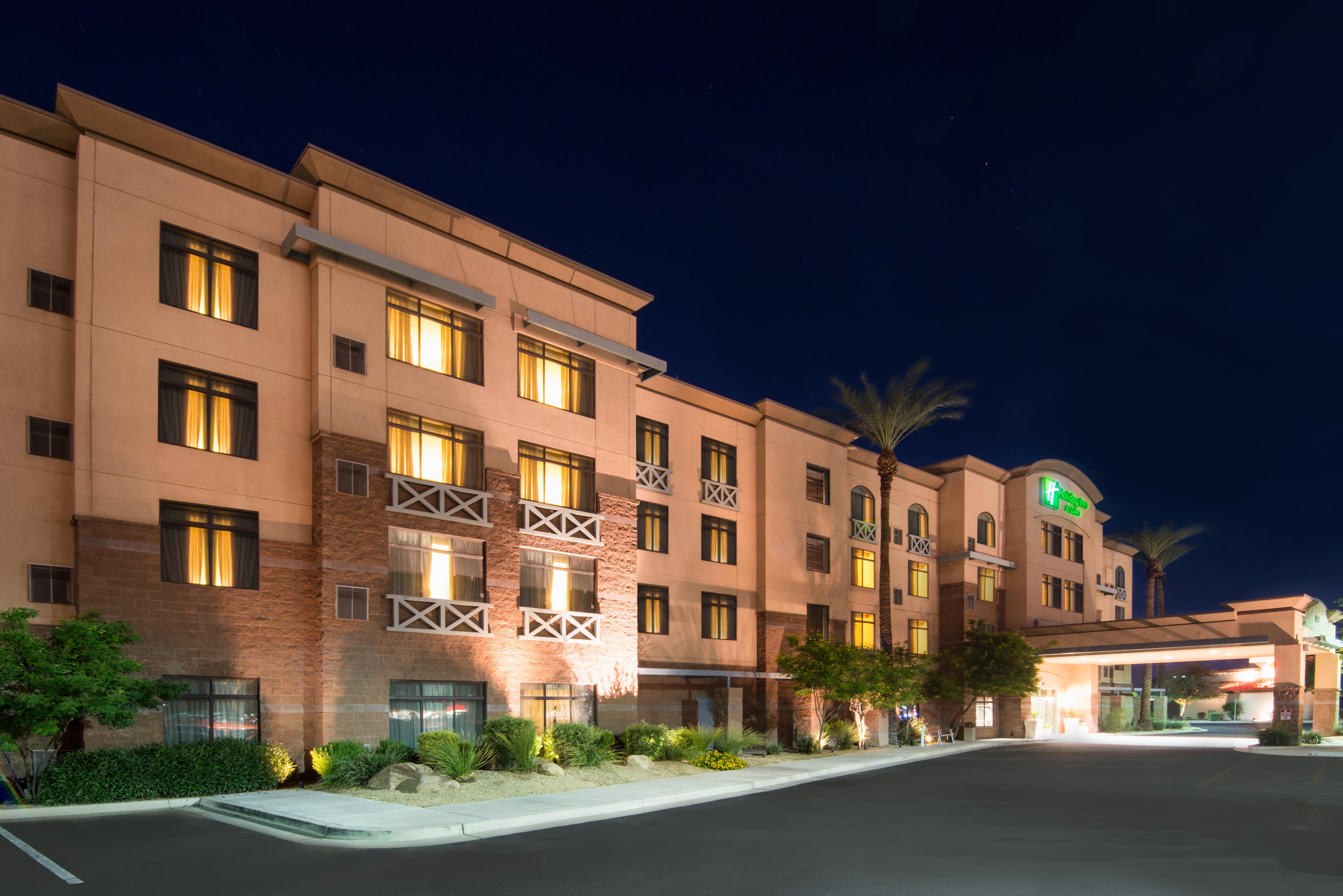 Holiday Inn & Suites Goodyear - West Phoenix Area By Ihg Exteriör bild