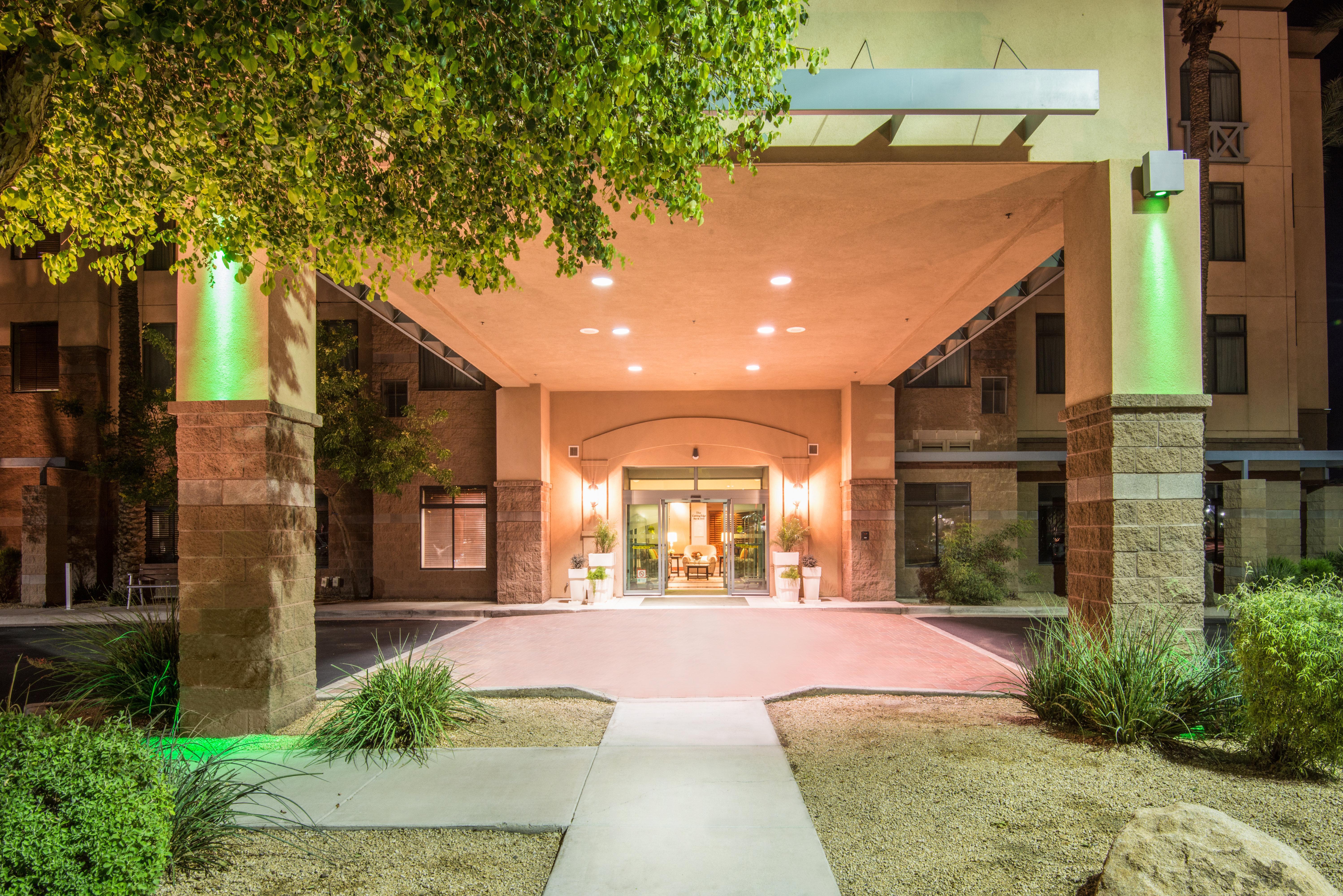 Holiday Inn & Suites Goodyear - West Phoenix Area By Ihg Exteriör bild