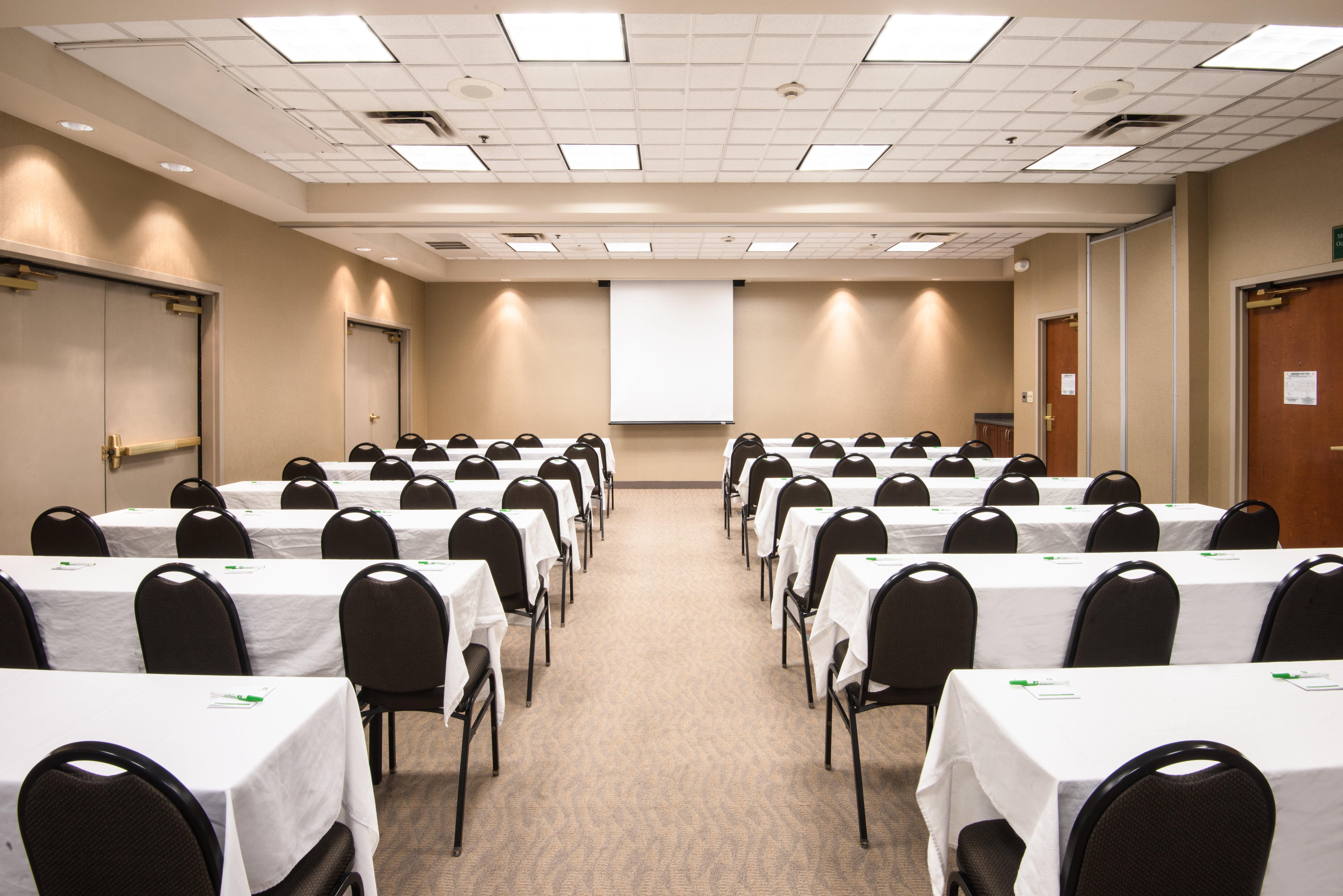 Holiday Inn & Suites Goodyear - West Phoenix Area By Ihg Exteriör bild