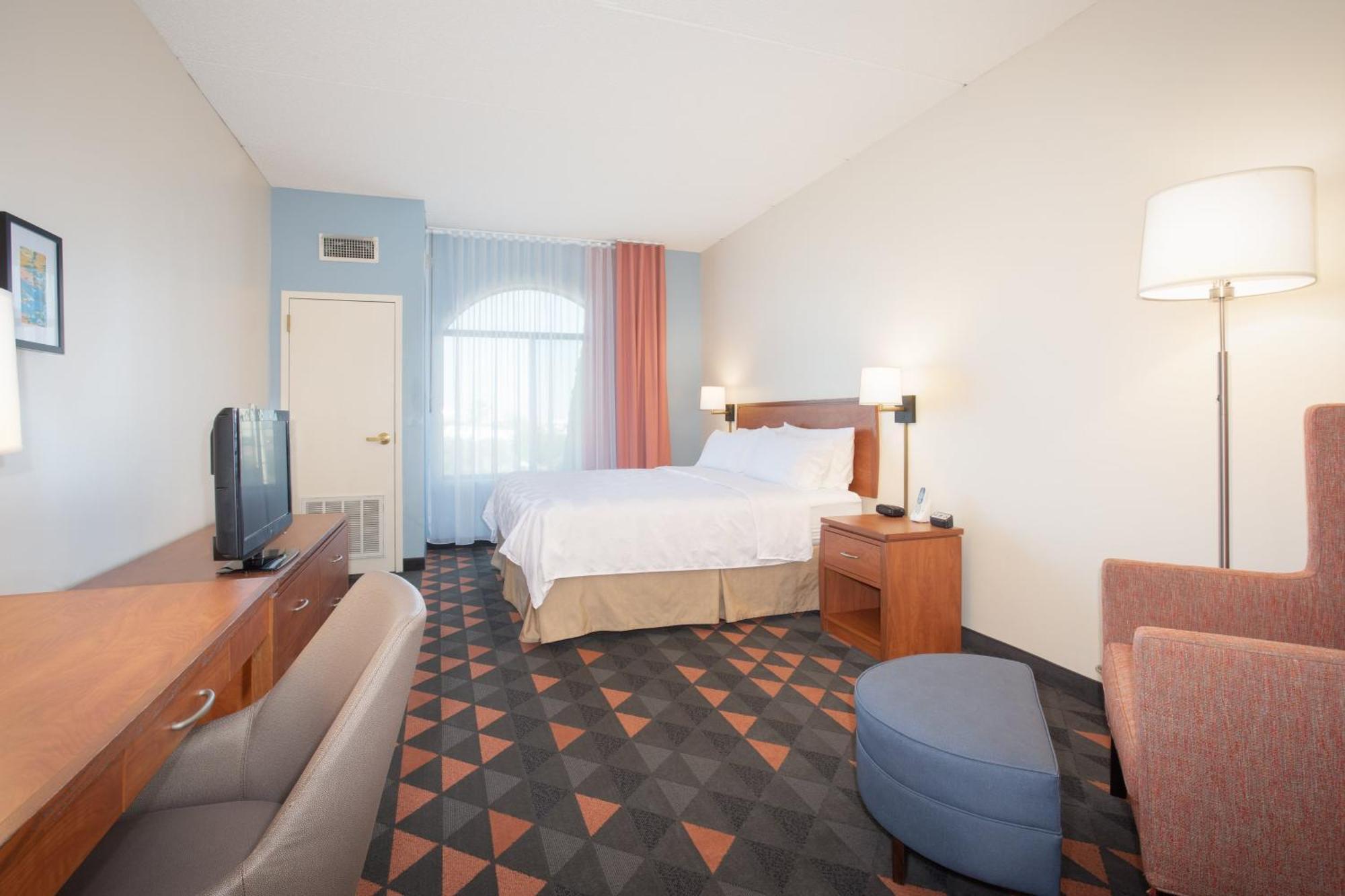 Holiday Inn & Suites Goodyear - West Phoenix Area By Ihg Exteriör bild